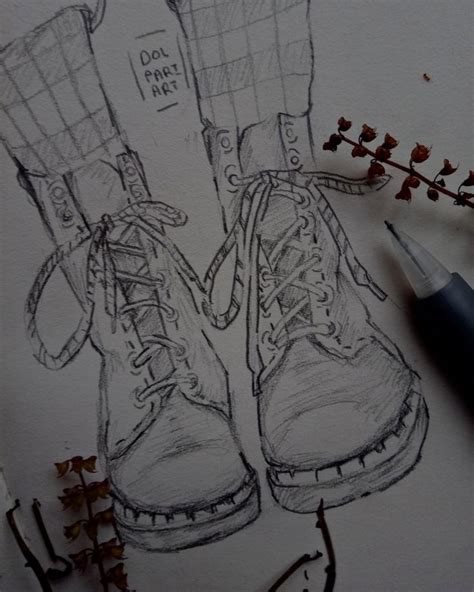 Aesthetic shoe sketch | Desenhos