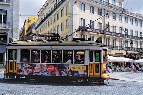 Lisbon: Tram 28 – tickets, route, timetable, interesting facts, map – What to see? Guide.