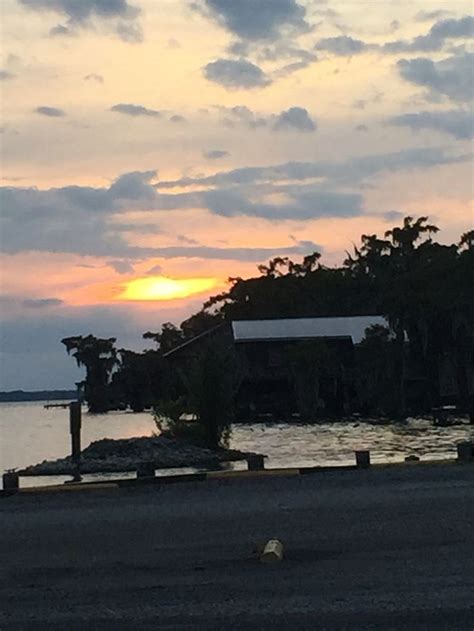sunset  lake verret outdoor beauty