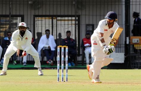 Manprit Juneja S Bat Snaps During His Innings ESPNcricinfo