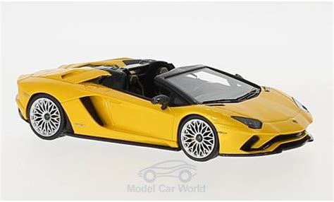 Modellino In Miniatura Lamborghini Aventador Roadster 1 43 Look Smart S