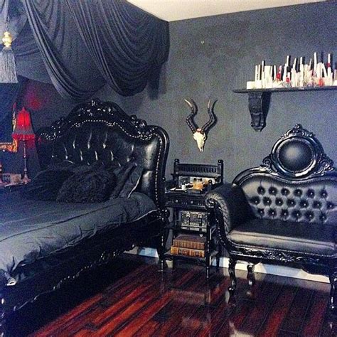 13 Dramatic Gothic Room Design Ideas Home Design And Interior Gothic Room Gothic Bedroom