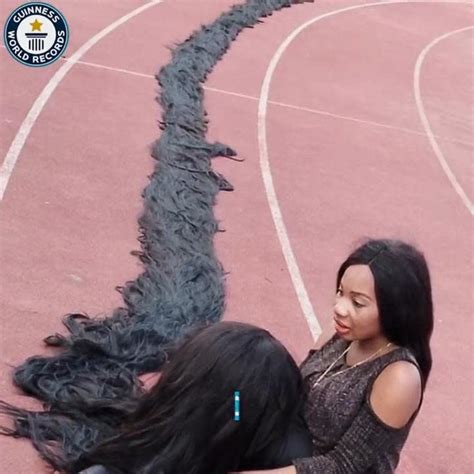 Watch Nigerian Woman S Wig Measures Feet And Inches Long