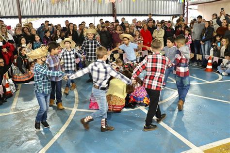 Festa Julina Da Escola Municipal Sete De Setembro Em Campo Largo