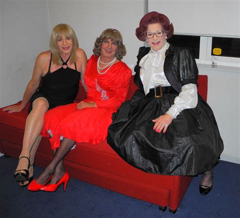 Mrs Wanda Nylon On Twitter Left To Right Debbie Bond Sandra Petti