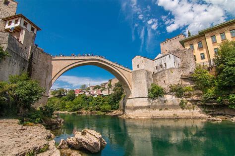 Stari most u Mostaru jedna je od najljepših atrakcija BiH Putni Kofer