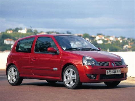 1998 - 2001 Renault Clio II Gallery 12720 | Top Speed