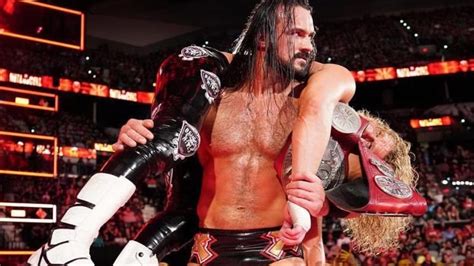 Drew Mcintyre Recalls Carrying A Drunk Bret Hart To His Room