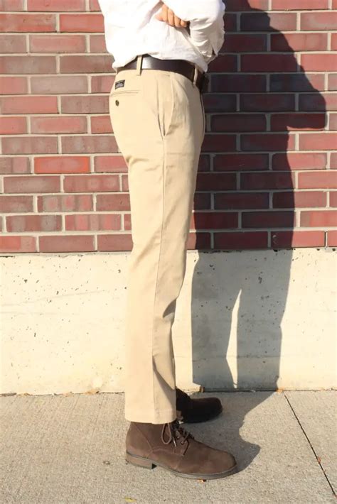 How Chinos Should Fit Mens Fit Guide Sharp Confident Man