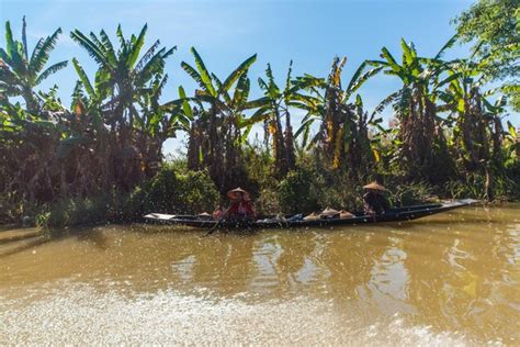 Premium Photo | A beautiful view of inle lake myanmar