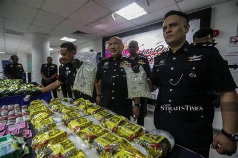 Police Foil Drug Syndicate With Arrest Of Two New Straits Times