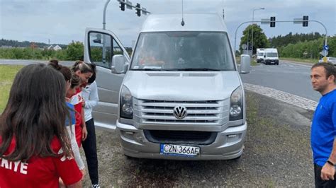 Türkiye Kadın Hokey Milli Takımı Polonya da trafik kazası geçirdi