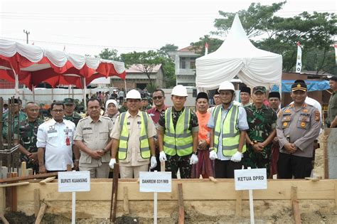 Bupati Dan Danrem Letakkan Batu Pertama Pembangunan Makodim