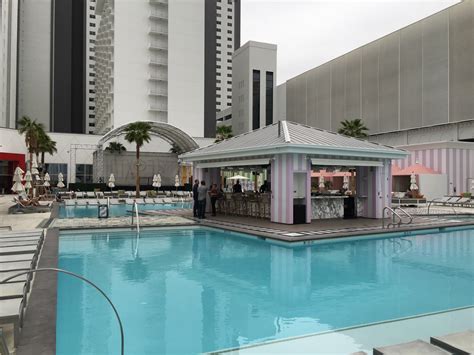 Review Sls Las Vegas A Tribute Portfolio Resort Travelling The World