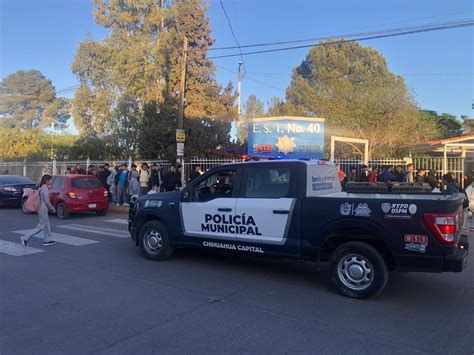 Refuerza Policía Escolar Vigilancia En Entradas Y Salidas De Alumnos