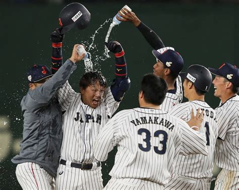 侍ジャパン：韓国にサヨナラ 延長十回タイブレークの末 写真特集110 毎日新聞