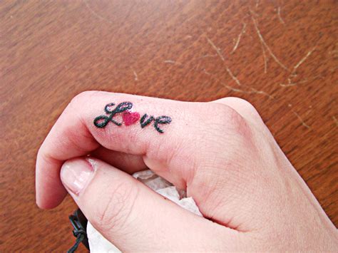 Cute Tattoos Design Ideas| Photo Gallery of Tattooing