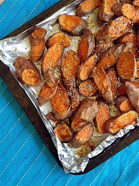 Maple Glazed Baked Sweet Potato With Sesame Seeds The Nutrition Guru