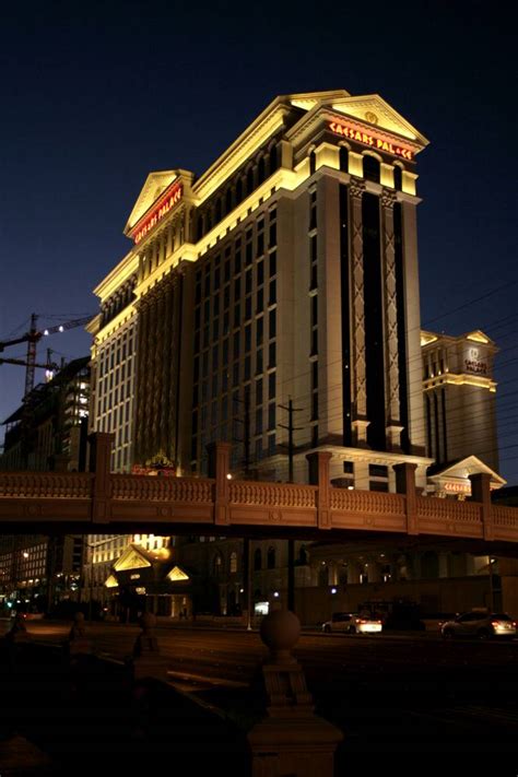 - Caesars Palace - Las Vegas Weekly