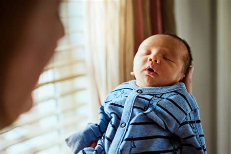 The pros and cons of circumcision for newborns — SafeCirc
