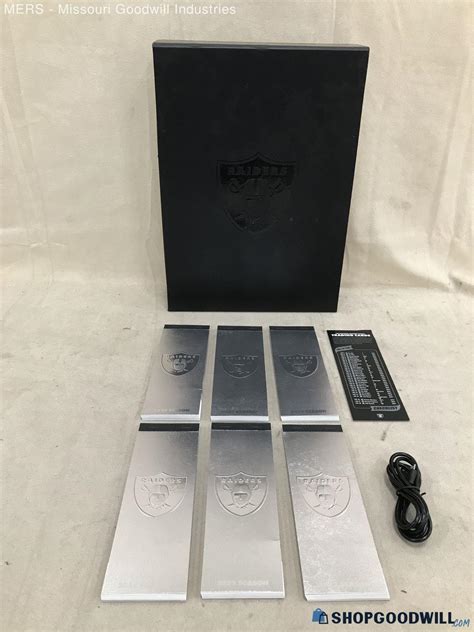 Las Vegas Raiders Season Ticket Member Holder Gift Box Hall Of