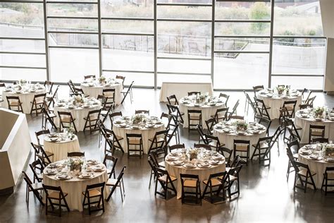 Minimalist Museum Reception in Utah