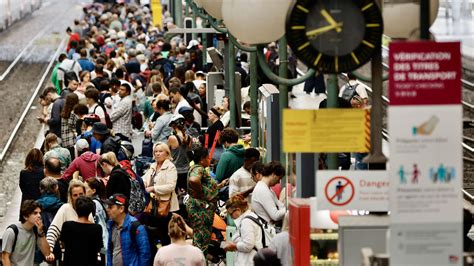 France trains cancelled as hunt for vandals continues - BBC News