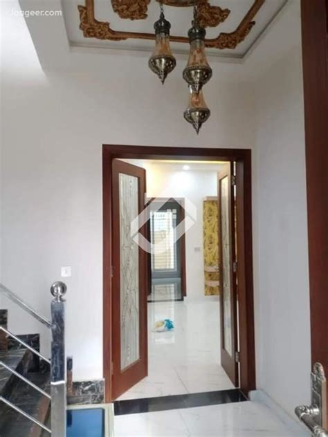 Marla Beautiful Double Storey House Is Available For Sale In Citi