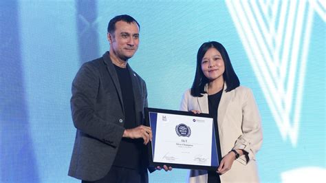 J T Express Raih Indonesia Wow Brand Award 2023 MAJALAH EKSEKUTIF