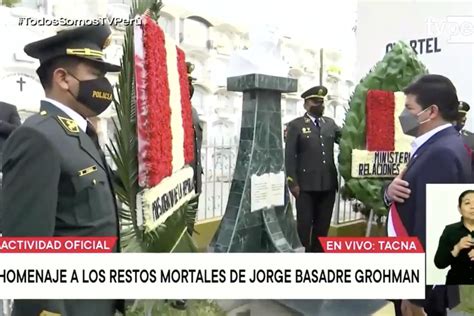 Presidente Castillo Rinde Homenaje A Restos Mortales De Jorge Basadre