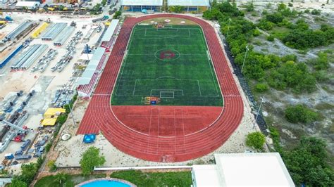 Rehabilitación de la cancha de fútbol soccer en el CEDAR de Cancún