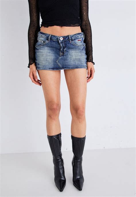 Bdg Urban Outfitters Jupe En Jean Dark Vintage Bleu Zalando Fr