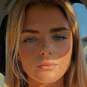 Emily Pool Nude Photos Videos I Nudes Celeb Nudes