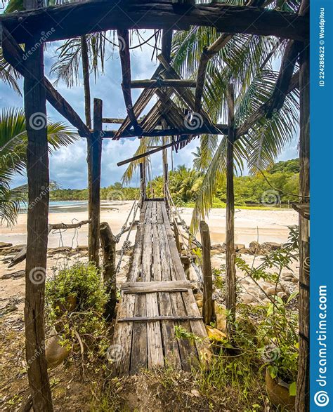 Puente De Madera En La Playa De Bang Bao En La Isla De Koh Kood Trat