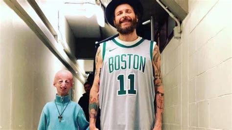 Sammy Basso Compie 24 Anni Jovanotti Posso Prenderti In Braccio Ma