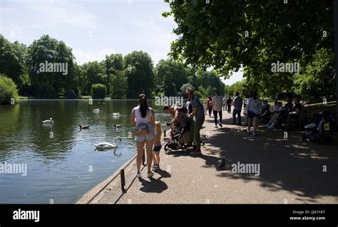 St James's Park London Stock Photo - Alamy