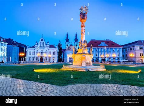 Timisoara Rumania Plaza de la Unión la arquitectura de Banat oeste