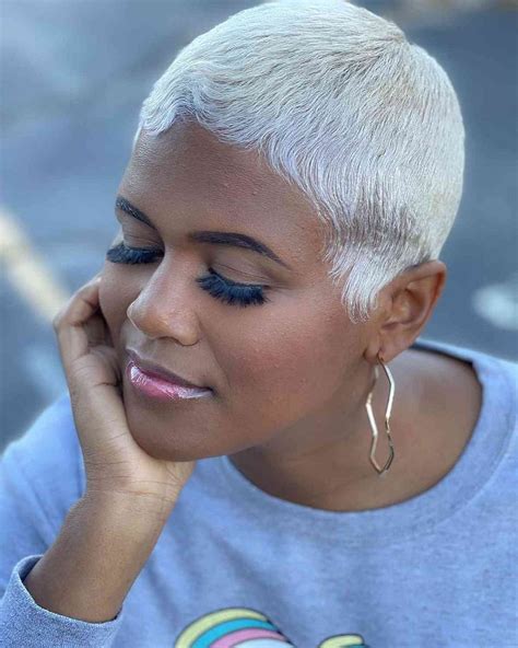 Prettiest Platinum Pixie Cuts For Cooler Blonde Crop Platinum