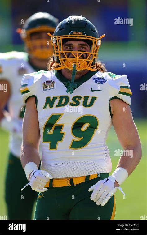 North Dakota State Bisons Hunter Borzoi During Warmups For The