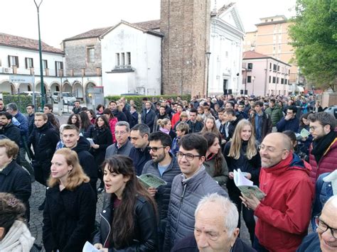 Cof Via Crucic Diocesana Dei Giovani Con Il Patriarca E Il Flickr