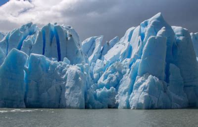 Investigadores U de Chile explican la importancia de la Antártica para