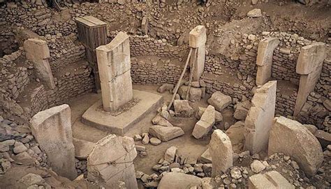 Israeli Archaeologists Discover Hidden Geometric Pattern at Göbekli