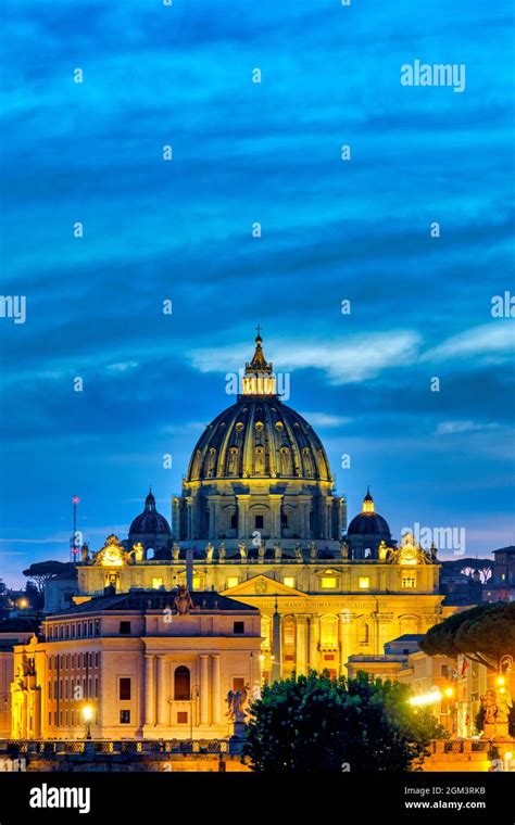 La Basilica Papale Di San Pietro Nel Vaticano Immagini E Fotografie