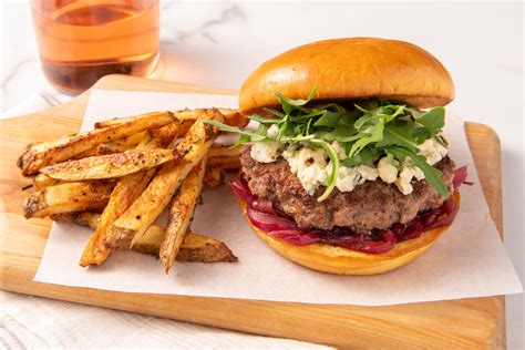 Blue Cheese And Caramelized Onion Burger Recipe Home Chef