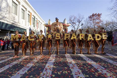 Macy S Thanksgiving Day Parade 202 2024 Lok Ginger Larine