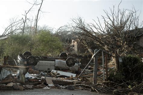 Dozens Of Tornadoes Leave At Least 11 Dead Across The Midwest South Iheart