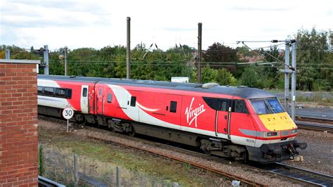 Leaving York Class 91 Virgin Trains East Coast 91130 Lord Flickr