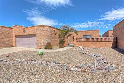 860 W Desert Hills Dr Green Valley Az 85622 Trulia