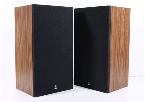 Yamaha NS-4 Natural Sound Speaker System Pair