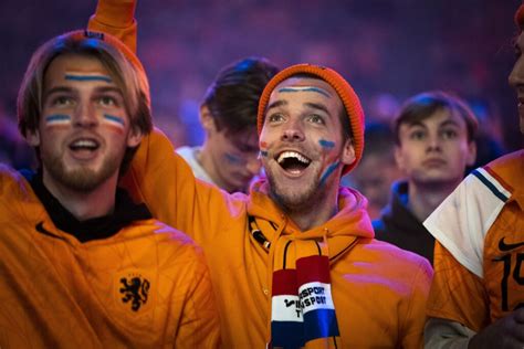 Oranjefans Kijken Uit Naar WK Wedstrijd Tegen Verenigde Staten